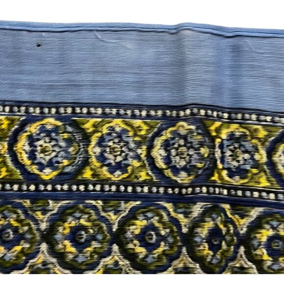 Glentex Blue Wool Patterned Square Scarf Repeating Circular Motifs Vintage - Picture 9 of 11